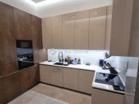 Eladó téglalakás, V. kerületben 234.9 M Ft, 3 szobás