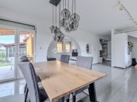 Eladó családi ház, Gödön 102.9 M Ft, 6 szobás