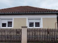 Eladó családi ház, Szolnokon 24 M Ft, 2+1 szobás