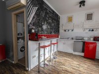 Eladó téglalakás, Szentendrén, Rakodczay Pál utcában 158 M Ft