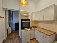 Eladó téglalakás, V. kerületben 79.8 M Ft, 1+1 szobás