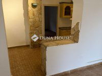 Eladó családi ház, Győrött 60.9 M Ft, 3 szobás