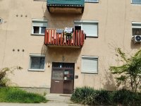 Eladó téglalakás, Oroszlányban 27 M Ft, 1 szobás