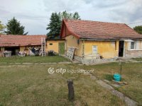 Eladó családi ház, Farmoson 19.4 M Ft, 2 szobás