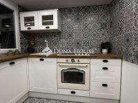 Eladó téglalakás, VII. kerületben 86 M Ft, 2 szobás