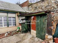 Eladó családi ház, Pécsett 46.9 M Ft, 3 szobás