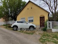 Eladó családi ház, Gyönkön 13 M Ft, 2+1 szobás