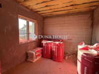 Eladó ikerház, Vecsésen 124.99 M Ft, 4 szobás