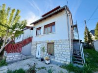 Eladó ikerház, Balatonfüreden 175 M Ft, 3 szobás