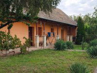 Eladó családi ház, Balatonendréden 66.9 M Ft, 3 szobás