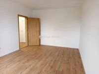 Eladó panellakás, Pécsett 54.9 M Ft, 2 szobás