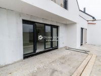 Eladó ikerház, Szombathelyen 159 M Ft, 4 szobás