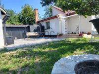 Eladó családi ház, Vecsésen 87.7 M Ft, 3 szobás