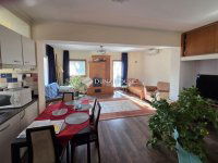 Eladó családi ház, Leányfaluban 159.9 M Ft, 3 szobás