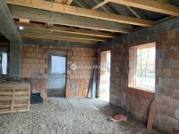 Eladó családi ház, Hernádon 38.9 M Ft, 3 szobás