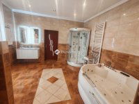 Eladó családi ház, XV. kerületben 185 M Ft, 4 szobás