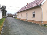 Eladó családi ház