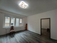 Kiadó téglalakás, albérlet