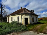 Eladó családi ház, Zalabaksán 10 M Ft, 2 szobás