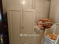 Eladó családi ház, Komlón 80 M Ft, 6 szobás