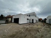 Eladó ikerház, Székesfehérvárott 149.9 M Ft, 4 szobás