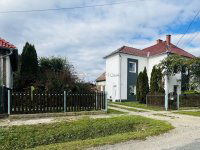 Eladó családi ház