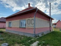 Eladó családi ház, Bugyin 39.5 M Ft, 2 szobás