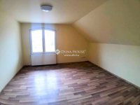 Eladó családi ház, Szigetszentmiklóson 510 M Ft, 6 szobás