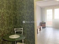 Eladó panellakás, Kecskeméten 32.9 M Ft, 1 szobás