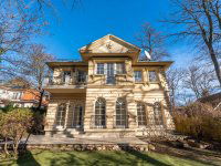 Eladó családi ház, II. kerületben, Feketerigó utcában 310 M Ft