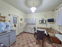 Eladó családi ház, Soponyán 38.5 M Ft, 2 szobás