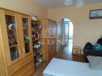 Eladó panellakás, Veszprémben 66.5 M Ft, 1+3 szobás