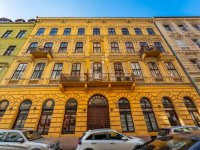 Eladó téglalakás, VI. kerületben 89.5 M Ft, 2 szobás