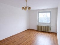 Eladó panellakás, Pécsett 38.49 M Ft, 2 szobás