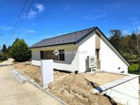 Eladó családi ház, Győrújbaráton, Ibolya utcában 115 M Ft
