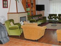 Eladó családi ház, Apostagon 250 M Ft, 8 szobás