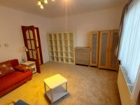 Kiadó téglalakás, albérlet