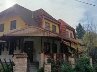 Eladó nyaraló, Tiszafüreden 75 M Ft, 5 szobás