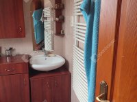 Kiadó családi ház, albérlet, Naszályon 700 E Ft / hó, 5 szobás