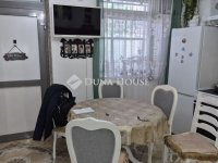 Eladó panellakás, Komlón 32.5 M Ft, 2 szobás