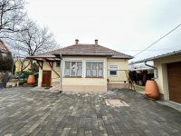 Kiadó családi ház, albérlet, Kecskeméten 800 E Ft / hó