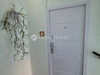 Eladó panellakás, Veszprémben 54.9 M Ft, 3 szobás