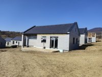 Eladó ikerház, Kosdon 129.99 M Ft, 5 szobás