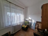 Eladó családi ház, Kiskunlacházán 63.5 M Ft, 4 szobás