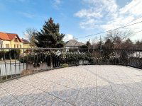 Eladó családi ház, III. kerületben 194.425 M Ft, 4 szobás