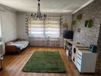 Eladó családi ház, Szabadszálláson 37.497 M Ft, 4 szobás