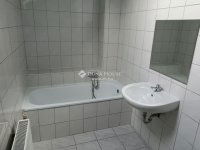 Eladó családi ház, XVII. kerületben 89.8 M Ft, 4 szobás