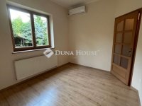 Eladó családi ház, Szegeden 130 M Ft, 3 szobás