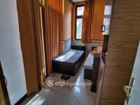 Eladó családi ház, Pápán 249 M Ft, 9+11 szobás