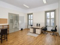 Eladó családi ház, Szegeden 265 M Ft, 8 szobás